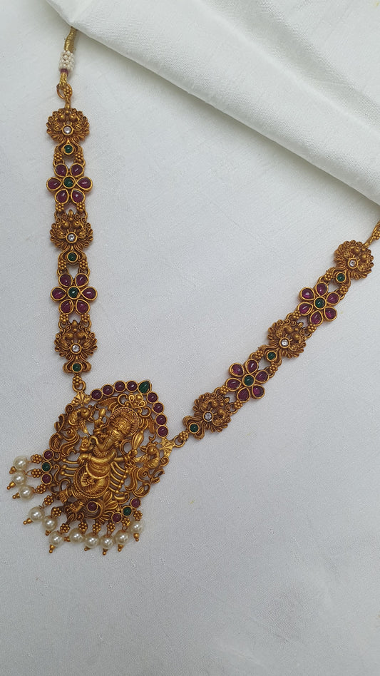 GANESHA SHORT MATTE FINISH NECKLACE