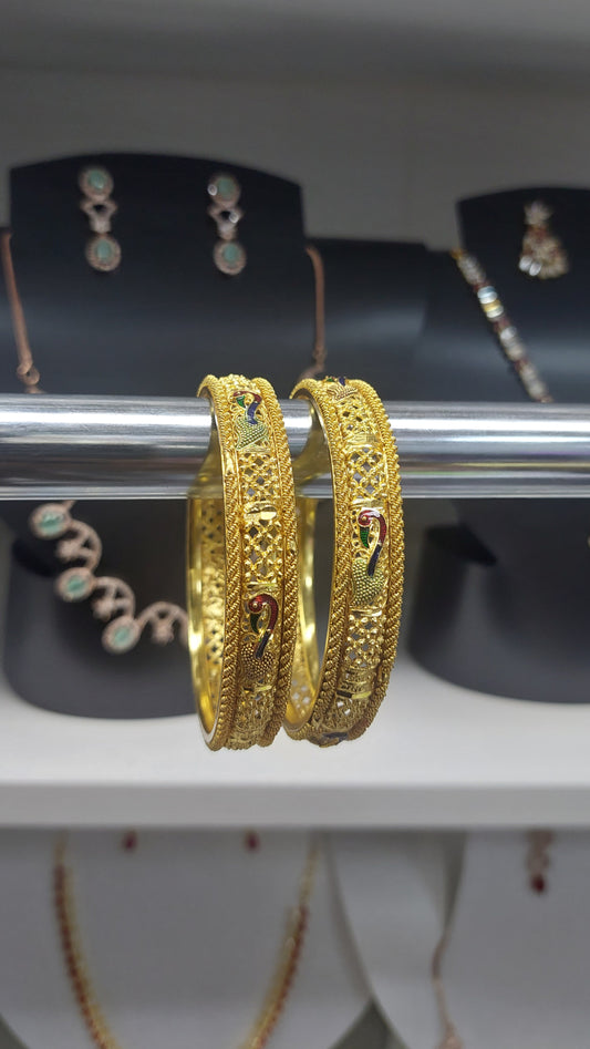 YELLOW GOLD ALL GOLD BANGLES (PAIR)